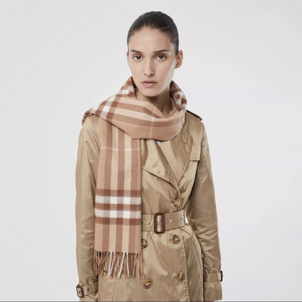 BURBERRY CASHMERE SCARF AUTHENTIC classic - Picture 3 of 3